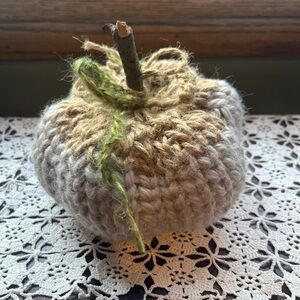 Rustic pumpkin decor